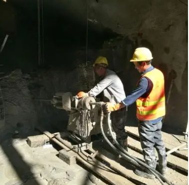 白鹭湖管理区水下抗分散灌浆料特点 水下不分散注浆料介绍